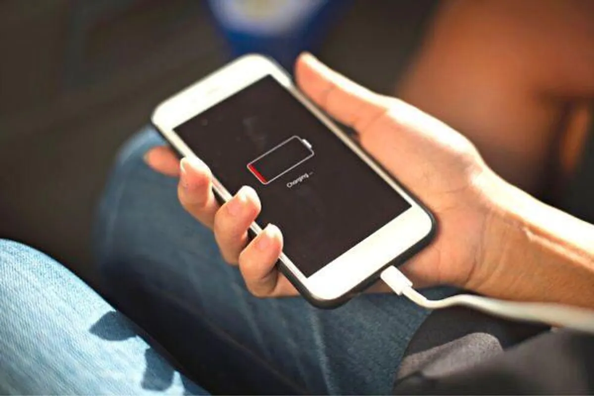 Cara Mengatasi Iphone Tidak Bisa Di Charger Dengan Baik Poskota