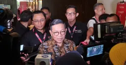 Gubernur Jakarta, Pramono Anung usai menghadiri kegiatan di Jakarta Pusat, Selasa 22 April 2025. (Sumber: Poskota/Pandi Ramedhan)