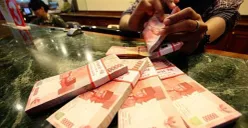 Aplikasi pinjaman digital resmi kini hadir sebagai solusi aman dan praktis, tanpa risiko intimidasi dari debt collector. (Sumber: Pinterest)