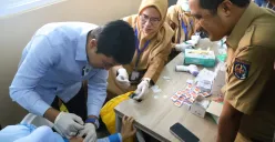 Wemenkes RI, Dante Saksono Harbuwonomembuka program Cek Kesehatan Gratis siswa Sekolah Dasar Prestasi Global, Kota Depok, Senin, 4 Juli 2025. (Sumber: Dok. Humas Pemkot Depok)