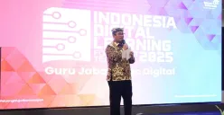 Bupati Cirebon, Imron Rosyadi memberikan sambutan pada acara Indonesia Digital Learning (IDL) 2025 beberapa waktu lalu. (Sumber: Dok. Telkom Indonesia)