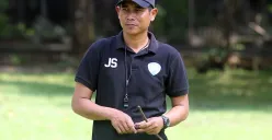 Pelatih Joko Susilo yang gagal membawa kemenangan Timnas Indonesia Putri di Piala AFF 2025. (Sumber: X/@womensfootie_id)