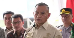 Wamenko Polkam Letjen TNI Purn. Lodewijk F. Paulus dalam peletakan batu pertama pembangunan SPPG di Desa Cijayanti, Kecamatan Babakan Madang, Kabupaten Bogor, Kamis, 7 Agustus 2025. (Sumber: Dok. Pemkab Bogor)