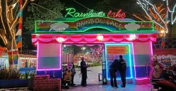 Wahana Rainbow Lake Marakash, Babelan, Kabupaten Bekasi, jadi alternatif liburan keluarga yang terjangkau. (Sumber: POSKOTA | Foto: Nurpini Aulia Rapika)