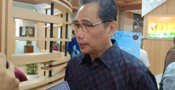 Ketua Umum PPPSRS, Adjit Lauhatta saat diwawancarai awak media, Senin, 11 Agustus 2025. (Sumber: POSKOTA | Foto: M Tegar Jihad)