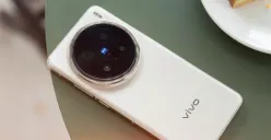 Handphone Vivo X300 (Sumber: YouTube/GSMin)