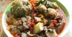 Tempat Bakso khas di Tangerang yang menjadi favorit pelanggan muda. (Sumber: Pinterest)