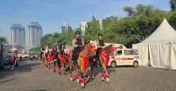 Pasukan berkuda diterjukan Polri untuk mengawasi perayaan HUT ke-80 RI di Monas dan Bundaran HI, Jakarta Pusat, Minggu, 17 Agustus 2025. (Sumber: Dok. Polri)