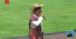 Silet Open Up kembali jadi sorotan setelah menyanyikan lagu Tabola Bale di Istana Merdeka. (Sumber: YouTube/Sekretariat Presiden)