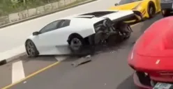 Lamborghini hancur usai kecelakaan di tol kunciran Tangerang (Sumber: warungjurnalis)