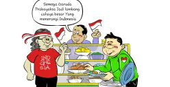 Ilustrasi - Obrolan warteg saat memperingati HUT ke-80 RI, warga berharap kereta kencana “Garuda Prabayaksa” menjadi simbol cahaya besar yang menerangi Indonesia menuju masa depan lebih maju dan sejahtera. (Sumber: Poskota/Arif Setiadi)
