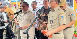 Gubernur Jakarta, Pramono Anung saat menyampaikan pernyataan kepada awak media di Plaza 1 Veledrome, Rawamangun, Jakarta Timur Selasa, 19 Agustus 2025. (Sumber: Poskota/Muhammad Tegar Jihad)