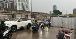 Proyek konstruksi mengakibatkan kemacetan di sejumlah ruas jalan di Jakarta. (Sumber: POSKOTA | Foto: M Tegar Jihad)