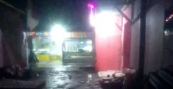 Suasana di Desa Pasirtanjung, Kecamatan Cikarang Pusat, Kabupaten Bekasi, usai gempa 4,9 SR mengguncang wilayah Kabupaten Bekasi pada Rabu malam, 20 Agustus 2025. (Sumber: Istimewa)