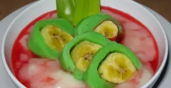 Es Pisang Hijau Kalimalang, Minuman Khas Makassar yang Jadi Primadona Kuliner Jabodetabek (Sumber: Pinterest)