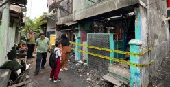 Kondisi rumah tinggal yang terbakar dan menyababkan satu remaja tewas di Semanan, Kalideres, Jakarta Barat, Kamis, 21 Agustus 2025. (Sumber: Poskota/Pandi Ramedhan)