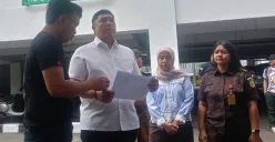 Kejari Kabupaten Bogor memberikan penjelasan tidak mengembalikan barang bukti berupa uang milik korban, Kamis, 21 Agustus 2025. (Sumber: Poskota/Giffar Rivana)