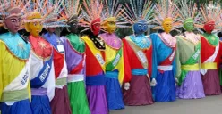 Mengenal 3 Budaya Betawi Ikonik di Jakarta: Dari Batik Tradisional hingga Sosok ‘Robin Hood Indonesia’ (Sumber: Pinterest)