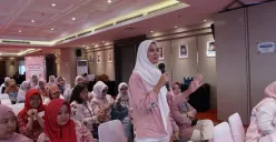 Para peserta Inspiring Srikandi antusias mengikuti kegiatan workshop yang menekankan pentingnya literasi keuangan bagi perempuan agar mampu mengelola keuangan (Sumber: Dok. PLN UID Jakarta Raya)