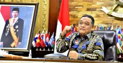 Politikus Partai Hanura yang dikenal dekat dengan Joko Widodo, Benny Rhamdani dipanggil oleh Polda Sulawesi Utara (Sulut) untuk menjalani pemeriksaan. (Sumber: Dok.bp2mi)