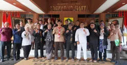 Pemkab Bogor dan Pemkot Bogor adakan pertemuan bahas enam isu strategis untuk bangun wilayah. (Sumber: Pemkab Bogor)