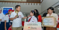 Bank Jakarta meraih penghargaan Kategori Bank Implementasi KEJAR Terbaik Subkategori Bank Pembangunan Daerah dalam ajang KEJAR Award 2025 (Sumber: Dok. Bank Jakarta)