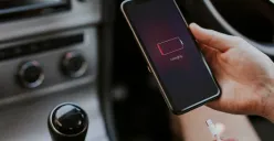 Ilustrasi, cara menjaga kesehatan baterai HP iPhone. (Sumber: Freepik)