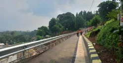 Proses pembangunan Jalan Saleh Danasasmita, Kelurahan Batutulis, Kecamatan Bogor Selatan, Kota Bogor. (Sumber: Poskota/Giffar Rivana)