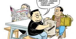 Ilustrasi obrolan warteg soal beras berlabel premium. Konsumen diingatkan agar produsen tidak asal memberi label premium pada beras yang kualitasnya tidak sesuai standar. (Sumber: Poskota/Arif Setiadi)