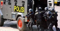Segini harga mobil rantis Brimob Polri yang dibeli dari uang rakyat untuk lindas rakyat (Sumber: Pinterest)