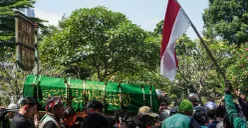 Pemprov DKI Jakarta fasilitasi pemakaman Affan Kurniawan (Sumber: Poskota/Bilal Nugraha Ginanjar)