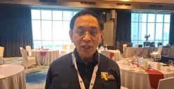 Ketua BPD PHRI Jakarta, Sutrisno Iwantono menyampaikan pernyataan kepada awak media di Kemayoran, Jakarta Pusat, Jumat, 5 Desember 2025. (Sumber: Dok. Kominfotik BPD PHRI Jakarta)