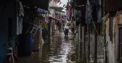 Ilustrasi. Pemkot Tangerang mengimbau cuaca ekstrem berbuntut banjir. (Sumber: Poskota/Bilal Nugraha Ginanjar)