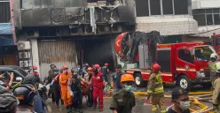 Kebakaran kantor Terra Drone, Jalan Letjen Suprapto, Cempaka Baru, Kemayoran, Jakarta Pusat, Selasa, 9 Desember 2025. (Sumber: Poskota/Pandi Ramedhan)