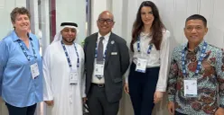 Momen Hudi Dananjoyo Suryodipuro, VP Sekretaris SKK Migas saat berfoto bersama tim perusahaan Iridium ILS (Sumber: X/@Iridiumils)