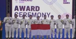 Tim Indonesia berhasil menambah koleksi emas di ajang SEA Games 2025 pada cabor Bulu Tangkis. Cek update terbarunya di sini (Sumber: Instagram/@inabadminton)