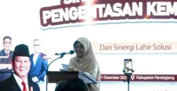 Bupati Pandeglang, Rd. Dewi Setiani saat peluncuran program SiTaskin di Gedung Pendopo Pandeglang, Kamis, 11 Desember 2025. (Sumber: POSKOTA | Foto: Samsul Fatoni)
