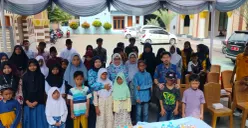 Para anjal di Yayasan Aulia Qurota Aini saat mendapatkan bimbingan fisik, mental dan spiritual dari Dinas Sosial (Dinsos) Kabupaten Serang. (Sumber: Kominfo Pemkab Serang)