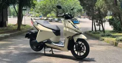 Review Alva N3, motor listrik futuristik dengan jarak tempuh hingga 140 Km. (Sumber: Poskota/Aldi Harlanda Irawan)