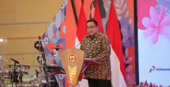 Wagub DKI Jakarta Rano Karno menghadiri acara Peringatan Hari Ibu ke-97 Tingkat Provinsi DKI Jakarta Tahun 2025 di Jakarta International Velodrome, Pulogadung, Jakarta Timur, Kamis, 11 Desember 2025. (Sumber: Istimewa)
