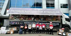 JNE mendistribusikan bantuan logistik untuk korban bencana di Sumatra. (Sumber: Dok. JNE)
