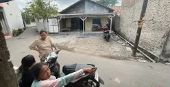 Rumah warga di Kampung Walungan Pulo RT 01 RW 08 Kelurahan Kamal, Kalideres, Jakarta Barat, yang pernah terdampak angin puting beliung. (Sumber: Poskota/Pandi Ramedhan)