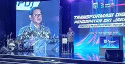 Gubernur Jakarta, Pramono Anung, saat memberikan sambutan dalam acara launching Pelatihan Gig Economy di Gedung Jakarta Creative Hub, Jakarta Pusat, Kamis, 18 Desember 2025. (Sumber: POSKOTA | Foto: M Tegar Jihad)