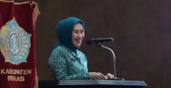 Profil Marlynda Ade Kuswara, istri Bupati Bekasi Ade Kuswara Kunang. (Sumber: Pemerintah Kabupaten Bekasi)