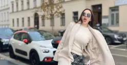 Usai Isu Perselingkuhan Ridwan Kamil, Aura Kasih Pilih Tutup Komentar di Media Sosial (Sumber: Instagram/@aurakasih)