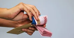 UMP Naik? UMK Bekasi dan Karawang Mulai Dibahas, Ini Bocoran Angka dan Skemanya (Sumber: Pinterest)