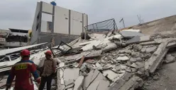 Bangunan parkir di Gang Waru 1, Jalan Alur Laut RT 05/RW 03, Rawa Badak Selatan, Koja, Jakarta Utara, roboh, Kamis, 25 Desember 2025. (Sumber: Dok. Istimewa)