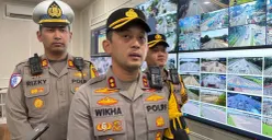 Kapolres Bogor AKBP Wikha Ardilestanto menindak tegas tiga oknum Polsek Parungpanjang yang salah tangkap terhadap warga Cigudeg, Kabupaten Bogor. (Sumber: Poskota/Giffar Rivana)