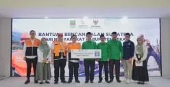 BAZNAS RI menerima secara simbolis bantuan kemanusiaan senilai Rp459 juta dari BAZNAS Kabupaten Bekasi untuk penanganan bencana banjir bandang dan longsor di Aceh, Sumatra Utara, dan Sumatra Barat. (Sumber: Istimewa)