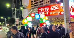 Ilustrasi warga di Bundaran HI, Jakarta Pusat. (Sumber: Poskota/M. Tegar Jihad)